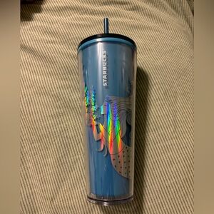 Starbucks Blue mermaid color changing cup! 🧜‍♀️